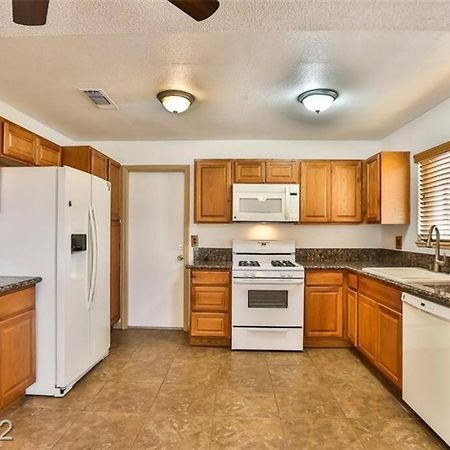 Centrally Located Spacious Vacation Hom 13 M Strip Las Vegas Exteriör bild