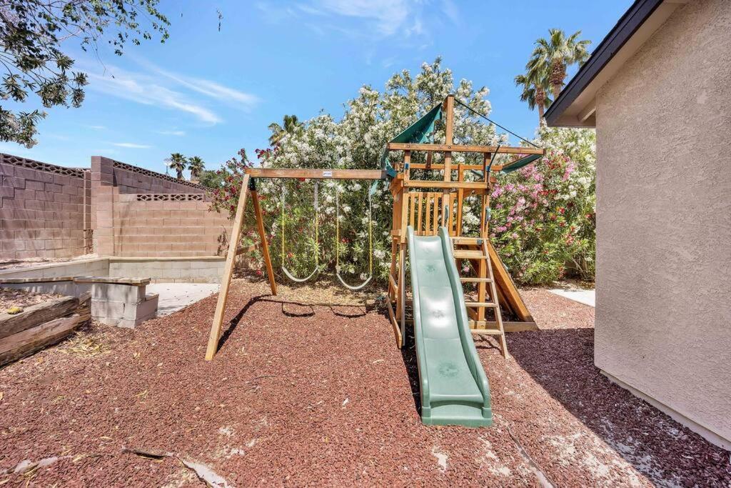 Centrally Located Spacious Vacation Hom 13 M Strip Las Vegas Exteriör bild