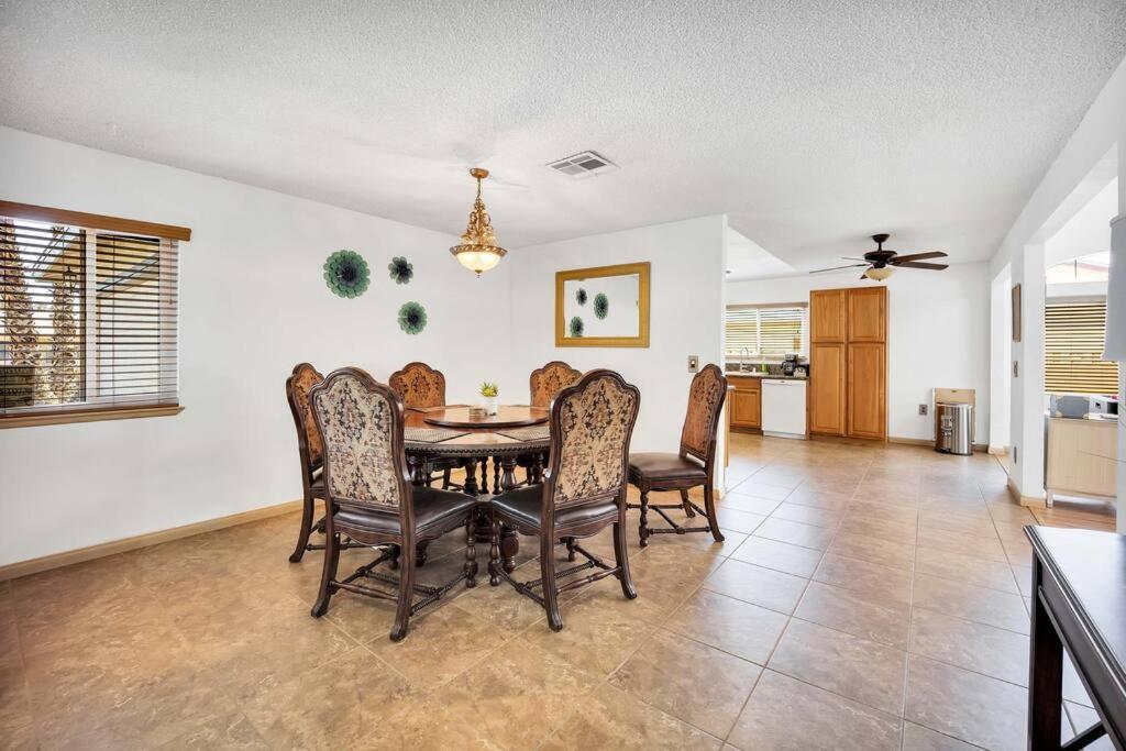 Centrally Located Spacious Vacation Hom 13 M Strip Las Vegas Exteriör bild